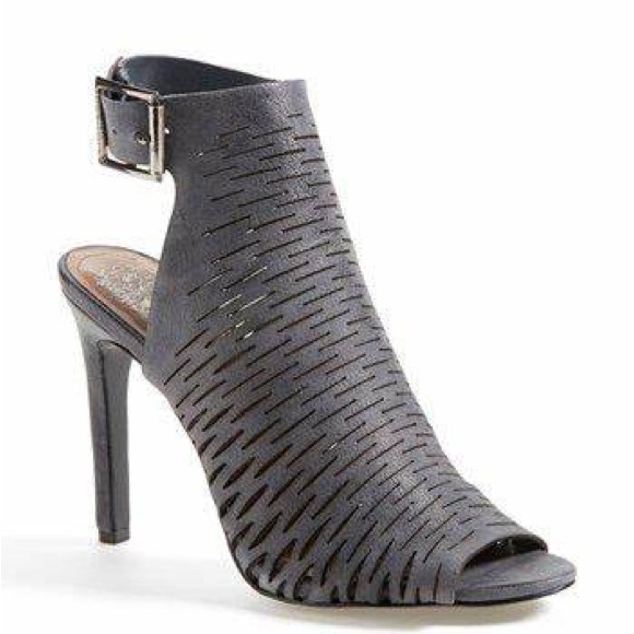 Vince Camuto Shoes - Vince Camuto open toe heels